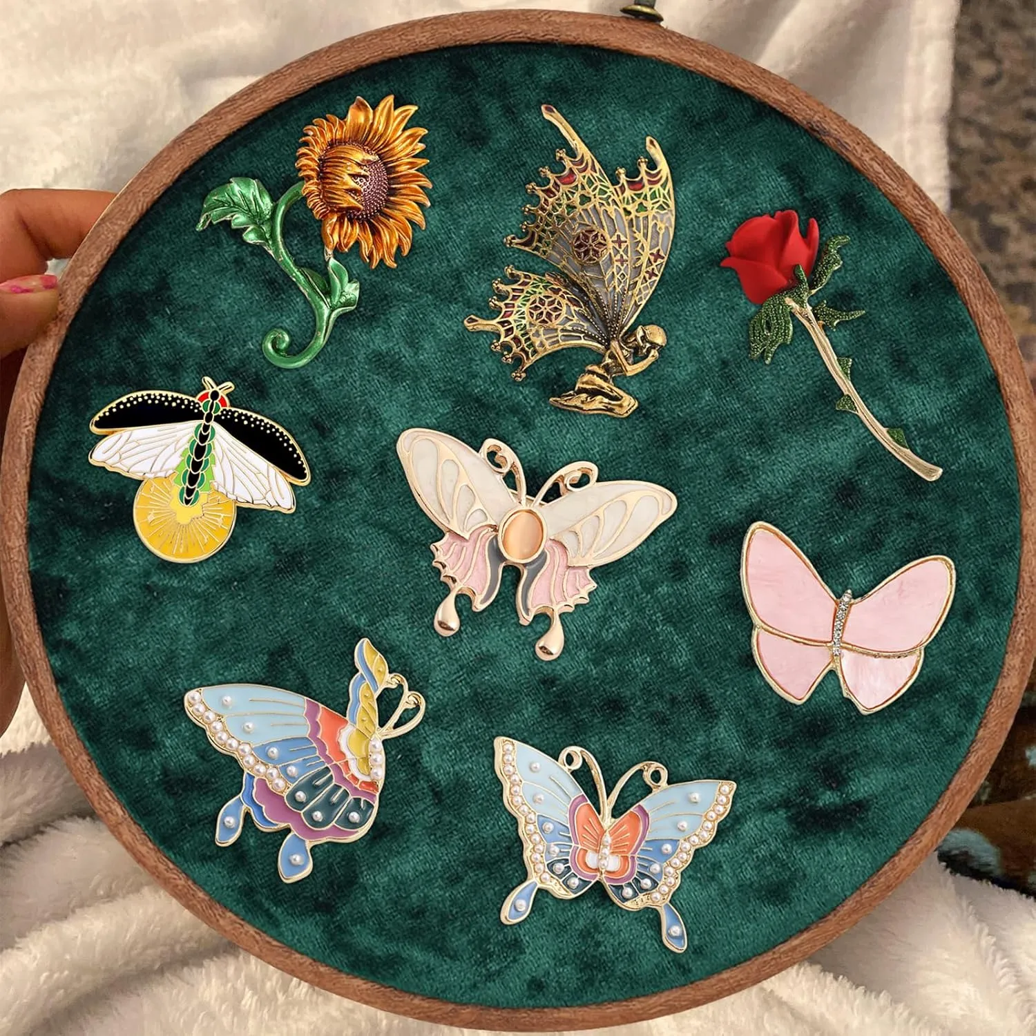 Corduroy Wall Hanging Brooch Jewelry Storage Display Stand Enamel Pin Display Holder Velvet Earrings Necklace Pin Display Board