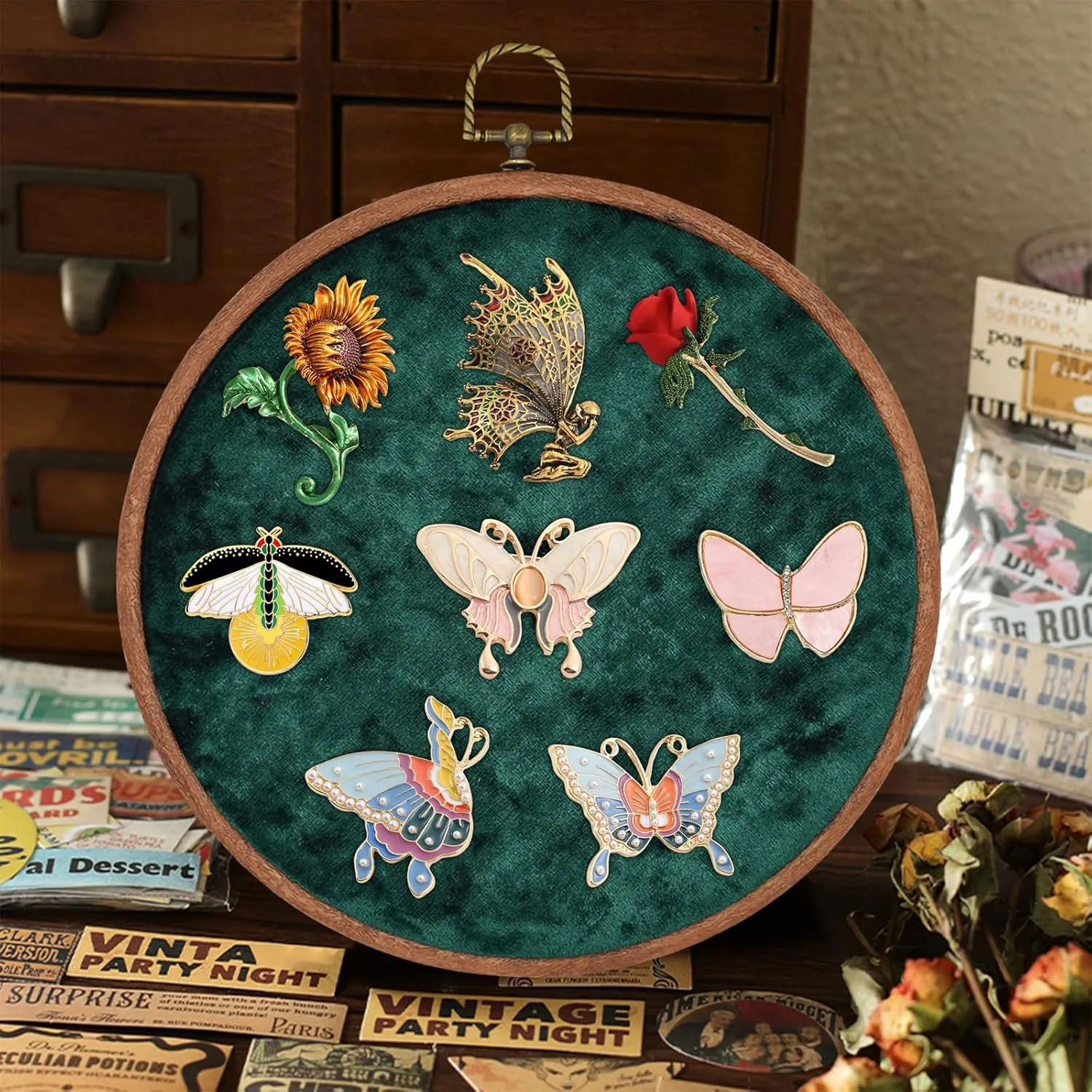 Corduroy Wall Hanging Brooch Jewelry Storage Display Stand Enamel Pin Display Holder Velvet Earrings Necklace Pin Display Board