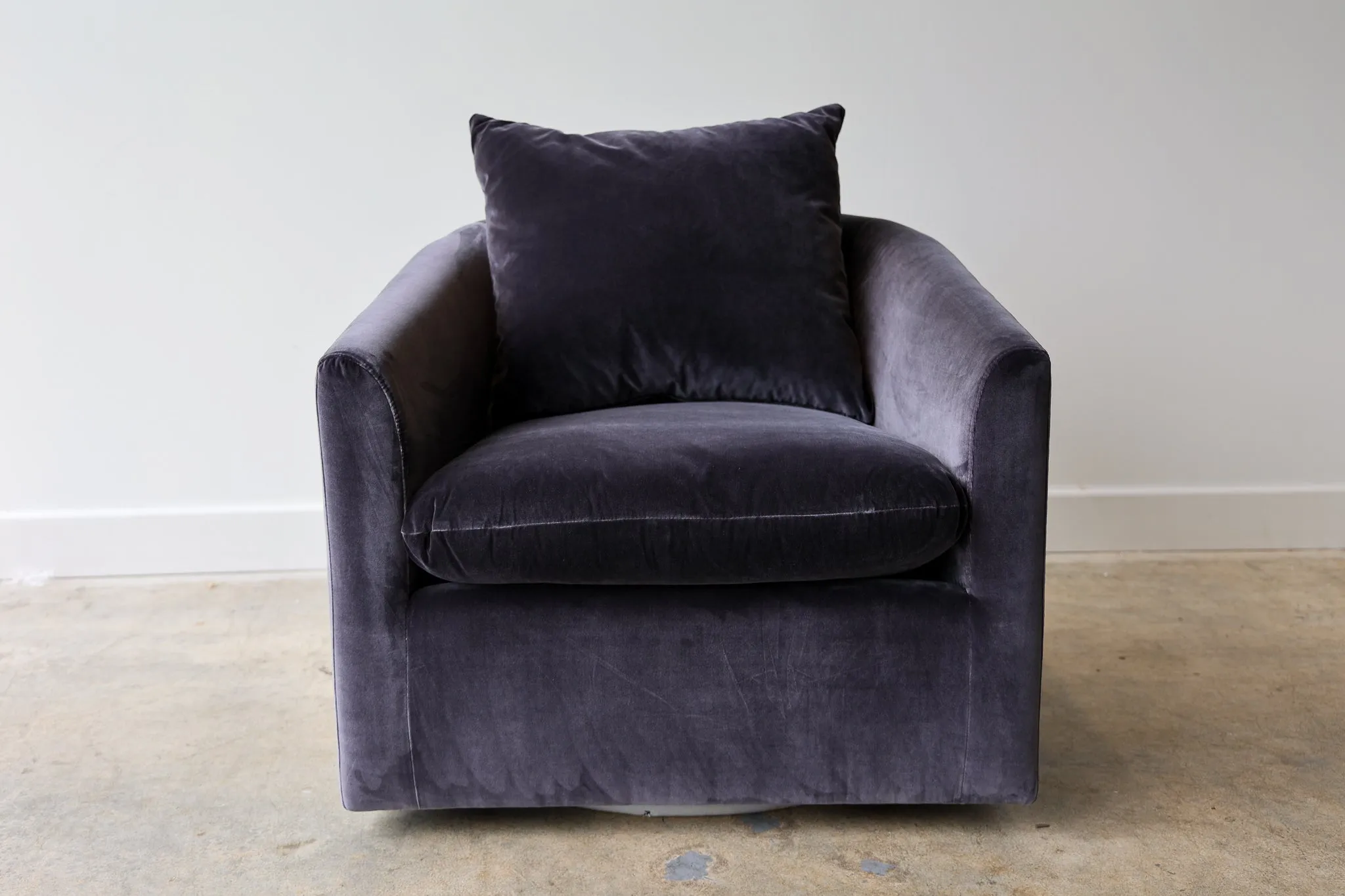 Damon Velvet Swivel Chair