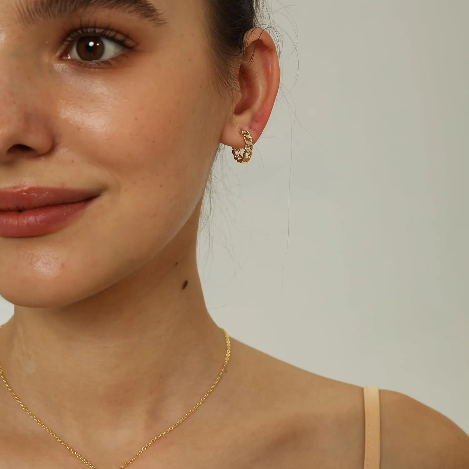 Ewrkbr Pearl Earrings for Women,Dainty 14k Gold Plated Pearl Drop Earrings Cute Gold Pearl Bow Earrings for Women Trendy Gold Pearl Dangle Earrings Charm Gold Jewelry Wedding Earrings for Brides
