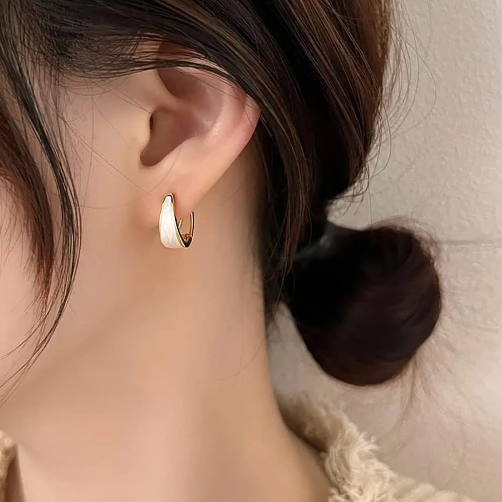 Fashion Cartilage Tiny Hoop Earrings for Women Teen Girls 925 Sterling Silver Enamel Tragus Small Huggie Hoops Earring Sleeper Cuffs Dainty 10mm Jewelry Gifts Hypoallergenic for Everyday