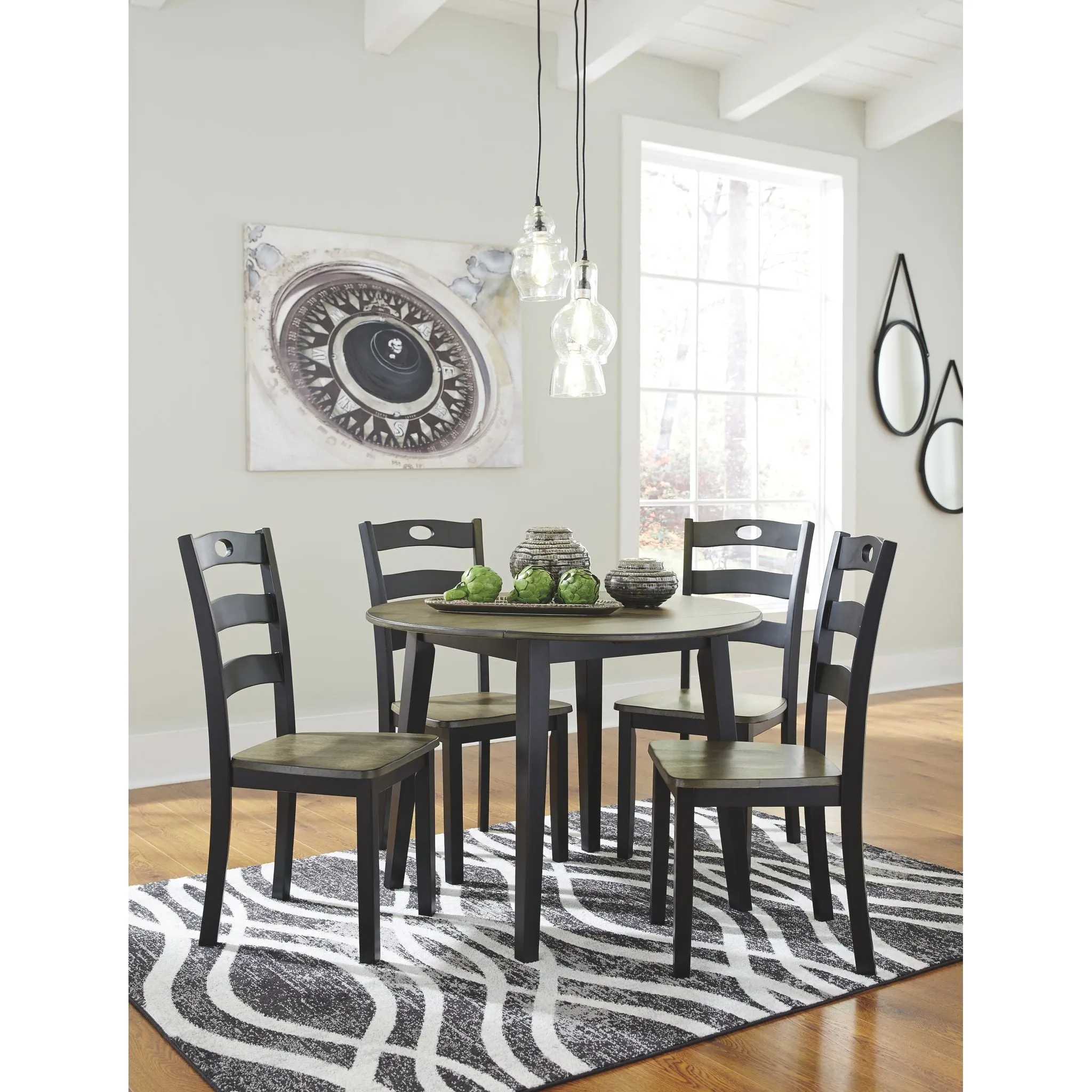 Froshburg Round Table Dining Room