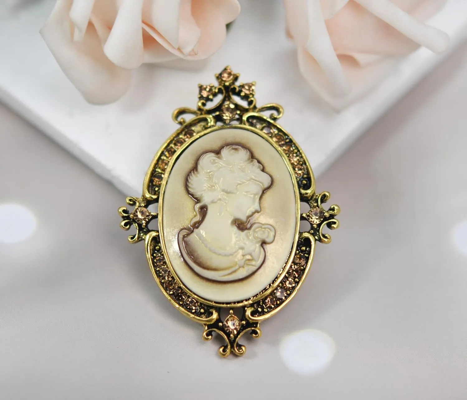 Gyn&Joy Vintage Style Crystal Rhinestone Victorian Lady Cameo Pin Brooch