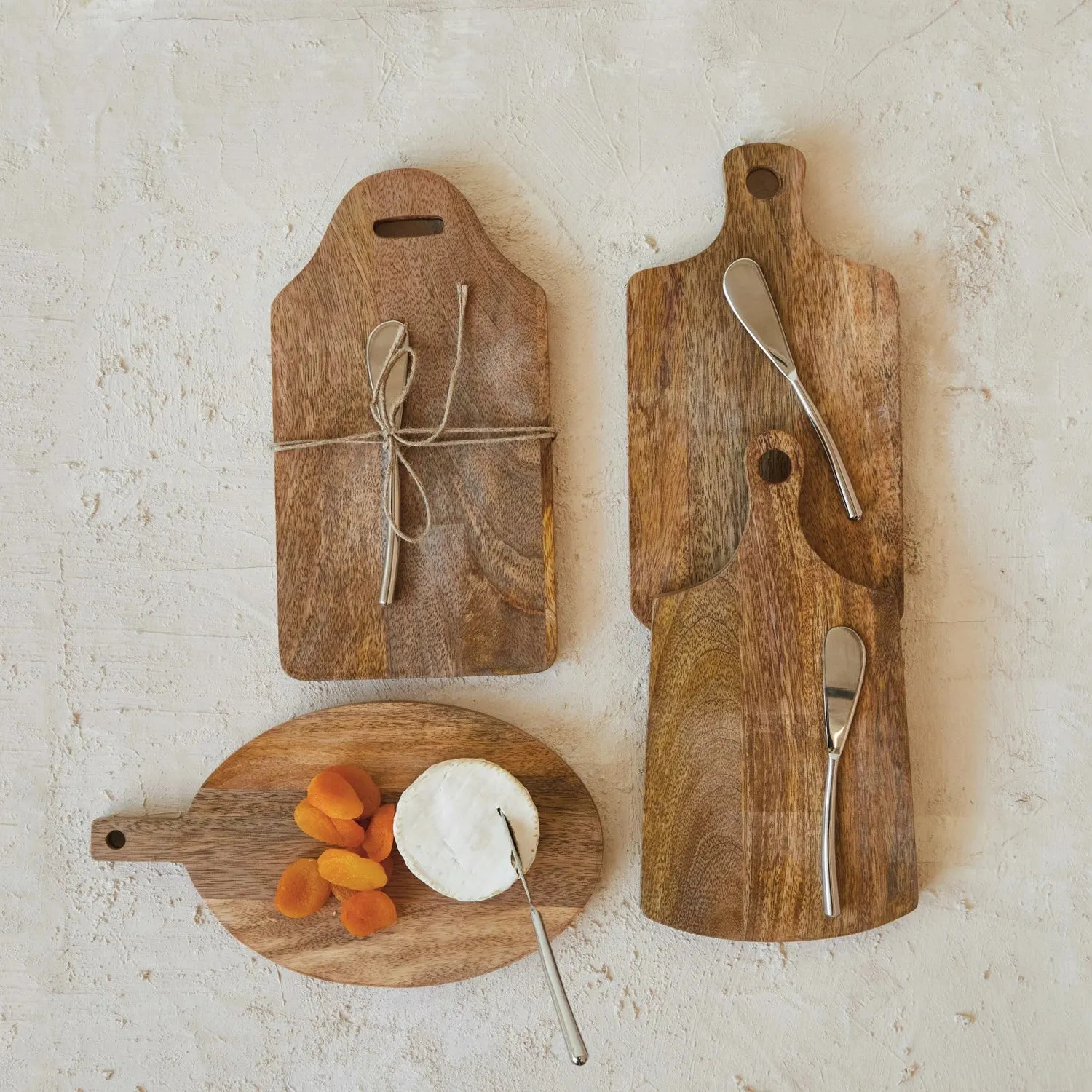 Mango Wood Board with Knife