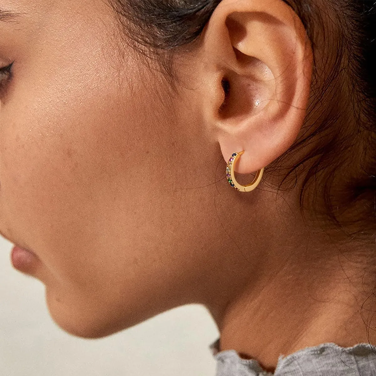 MEVECCO Gold Hoop Earrings for Women 18K Gold Plated Huggie Earrings Handmade Simple Minimalism Hoop Hypoallergenic Earrings for Everyday Jewelry