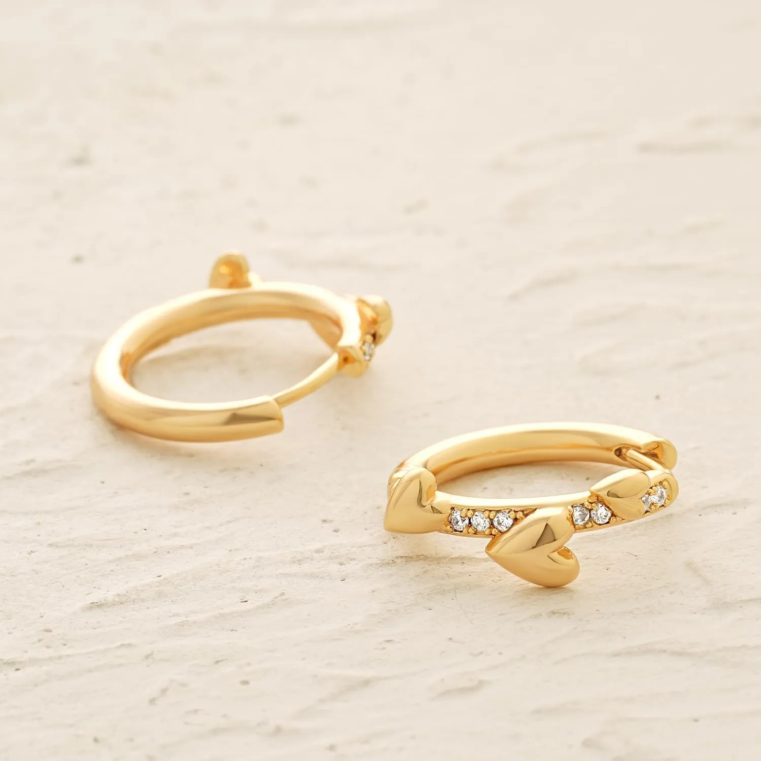 MYEARS Women Heart Earrings Gold Huggie Hoop 14K Gold Plated Small Simple Hypoallergenic Everyday Jewelry