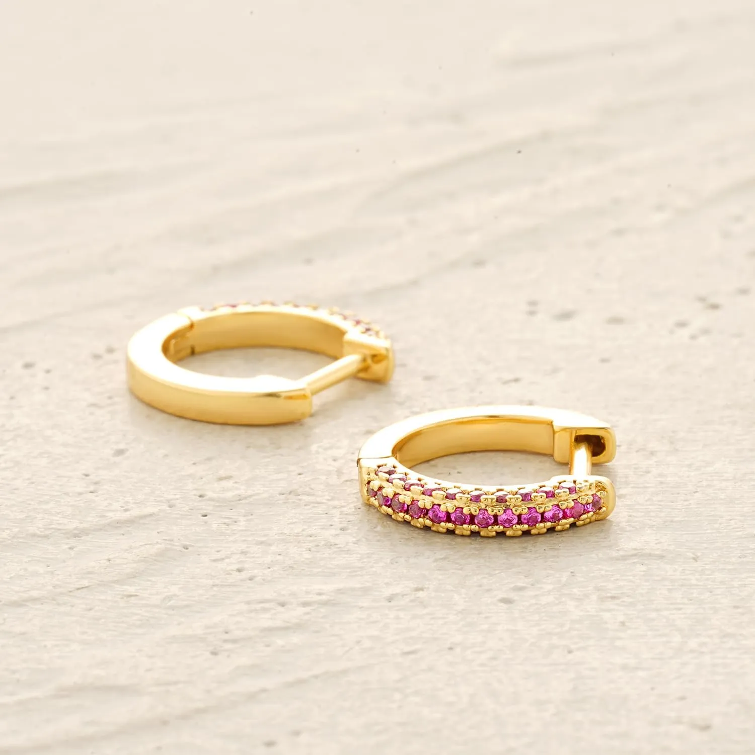 MYEARS Women Huggie Earrings Gold Hoop 14K Gold Filled Small Simple Hypoallergenic Everyday Jewelry