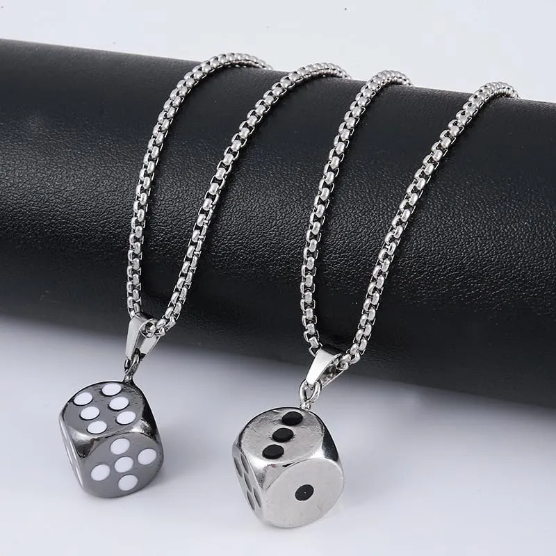 ONLYJUMP Metal Dice Pendant Necklace for Women Men Stainless Steel Vintage Dice Necklace Punk Hip Hop Necklace Lucky Dice Pendant Necklace Gambling Casino Jewelry Gift