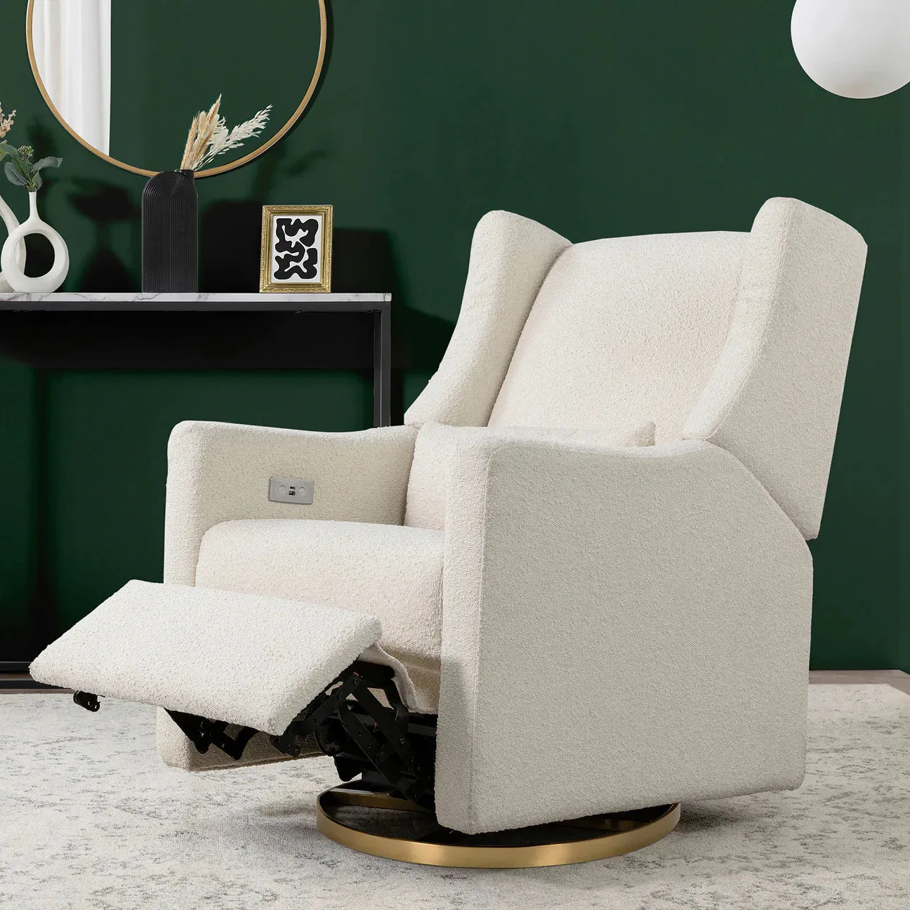 Pre-Order Kiwi Electronic Recliner and Swivel Glider in Boucle with USB port