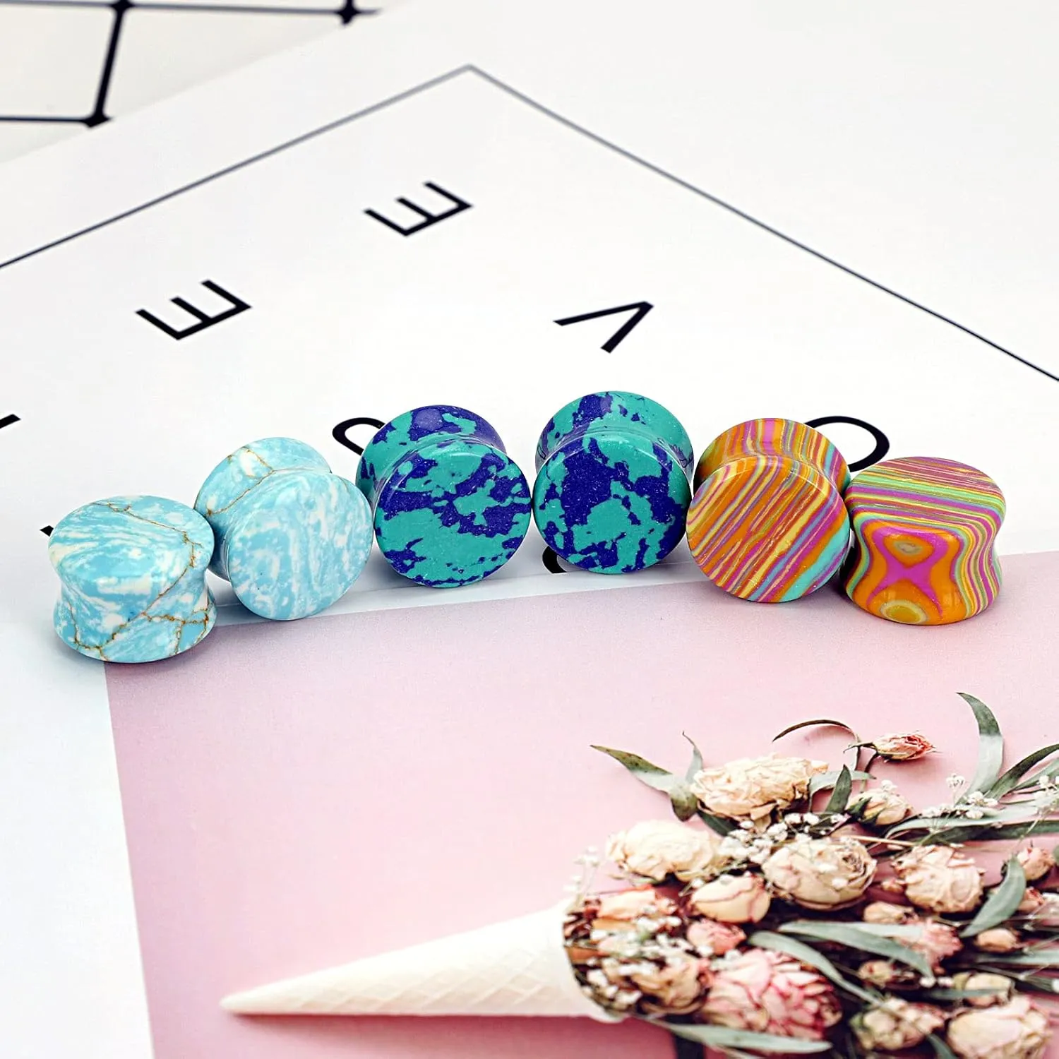 Qmcandy 6pcs Mixed Stone Ear Plugs Tunnels Saddle Expander Body Piercing Set Gauge 2g-5/8 inch