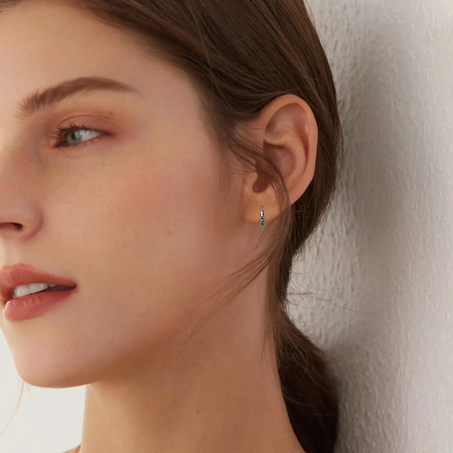 Small Huggie Hoop Earrings for Women Girls, Dainty Lightweight Huggie Earring for Everyday in 925 Sterling Silver, Hypoallergenic