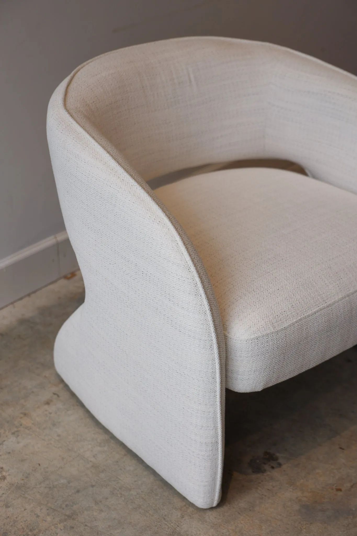 Victor Accent Chair