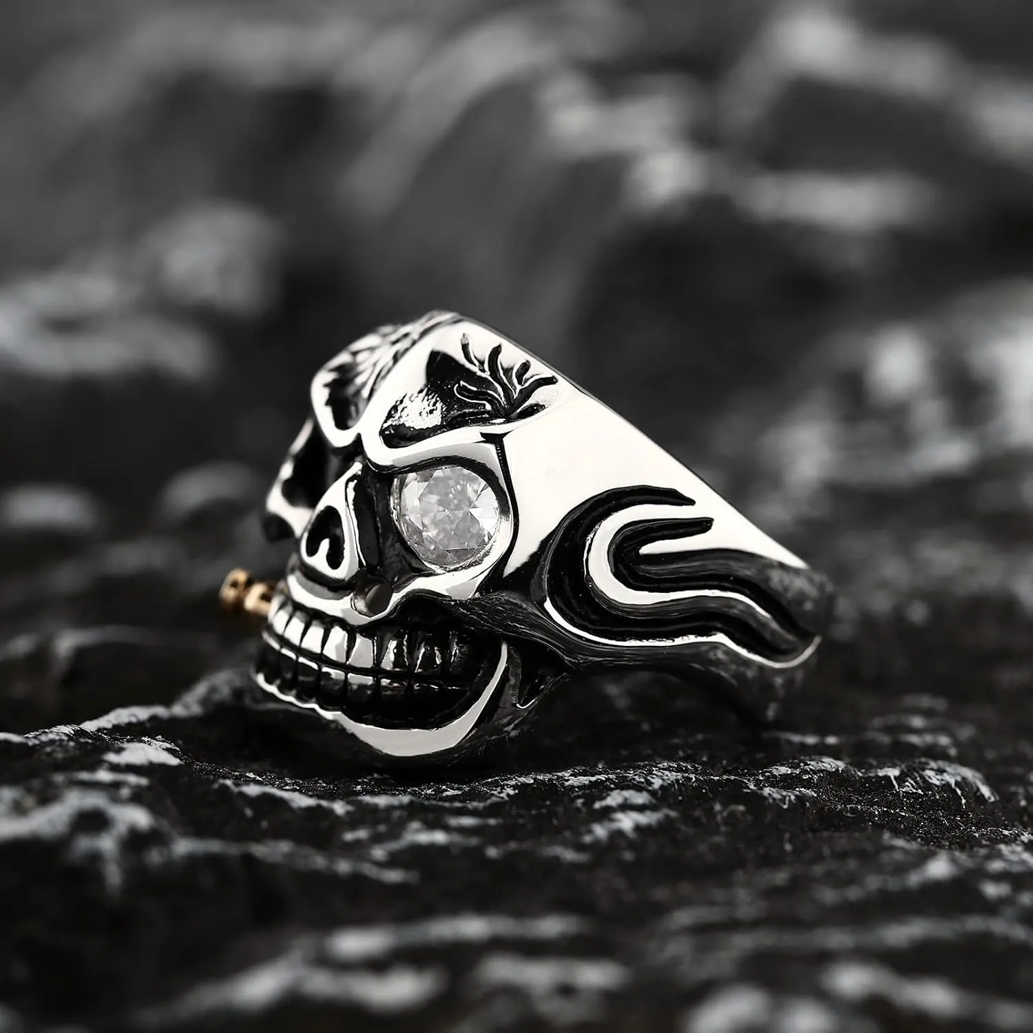 Vintage Stainless Steel Gothic Skull Smoking Bullet Biker Cocktail Party Ring for Men